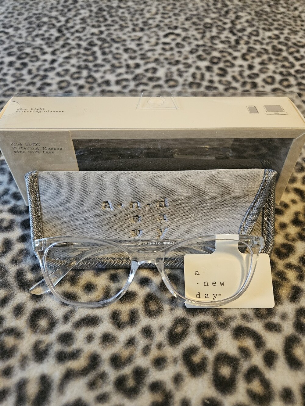 a new day Clear Frame Women's Blue Light Filtering Glasses with Soft Case, NWT